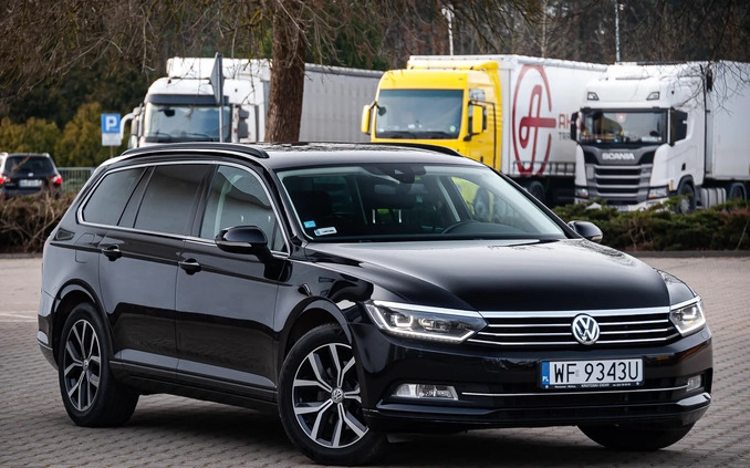 Volkswagen Passat cena 54900 przebieg: 209128, rok produkcji 2015 z Krynica Morska małe 137